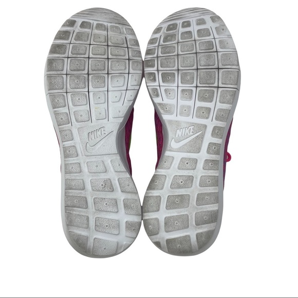Nike Roshe Flyknit 'Pink Flash' Sneakers Womens 11 - Picture 7 of 10
